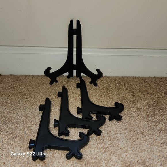 Vtg plastic Plate Picture Display Stands, Folding Easel Style 6” Set of 4 Black - Picture 4 of 4